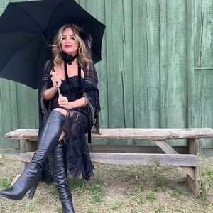 Meet your Posher, Lori